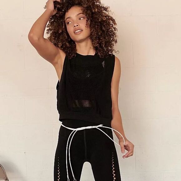 Free People Movement Running Through My Mind Cropped Mesh Tank in Navy Blue - Picture 1 of 9